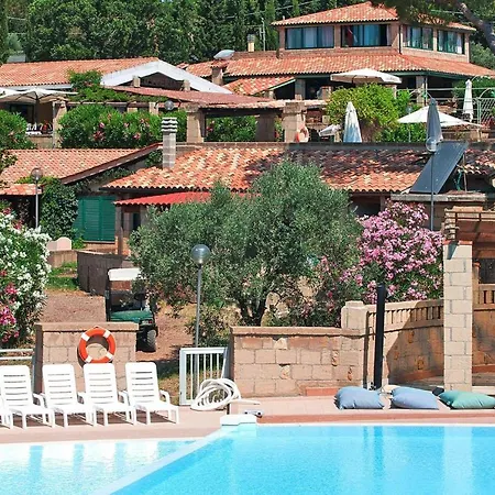 Apartman In Complex Centro Vacanze Il Borgo In *