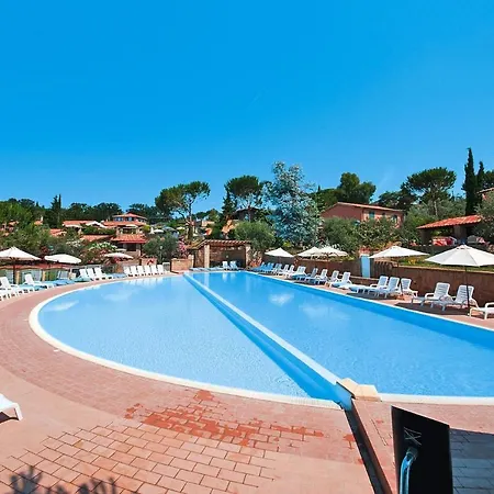 Apartment In Complex Centro Vacanze Il Borgo In